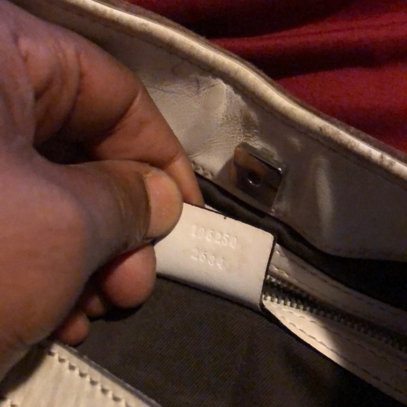 White Gucci hobo bag limited edition - Picture 6 of 11